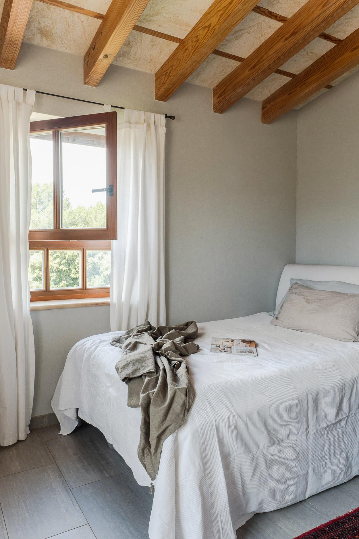 chambre avec poutres