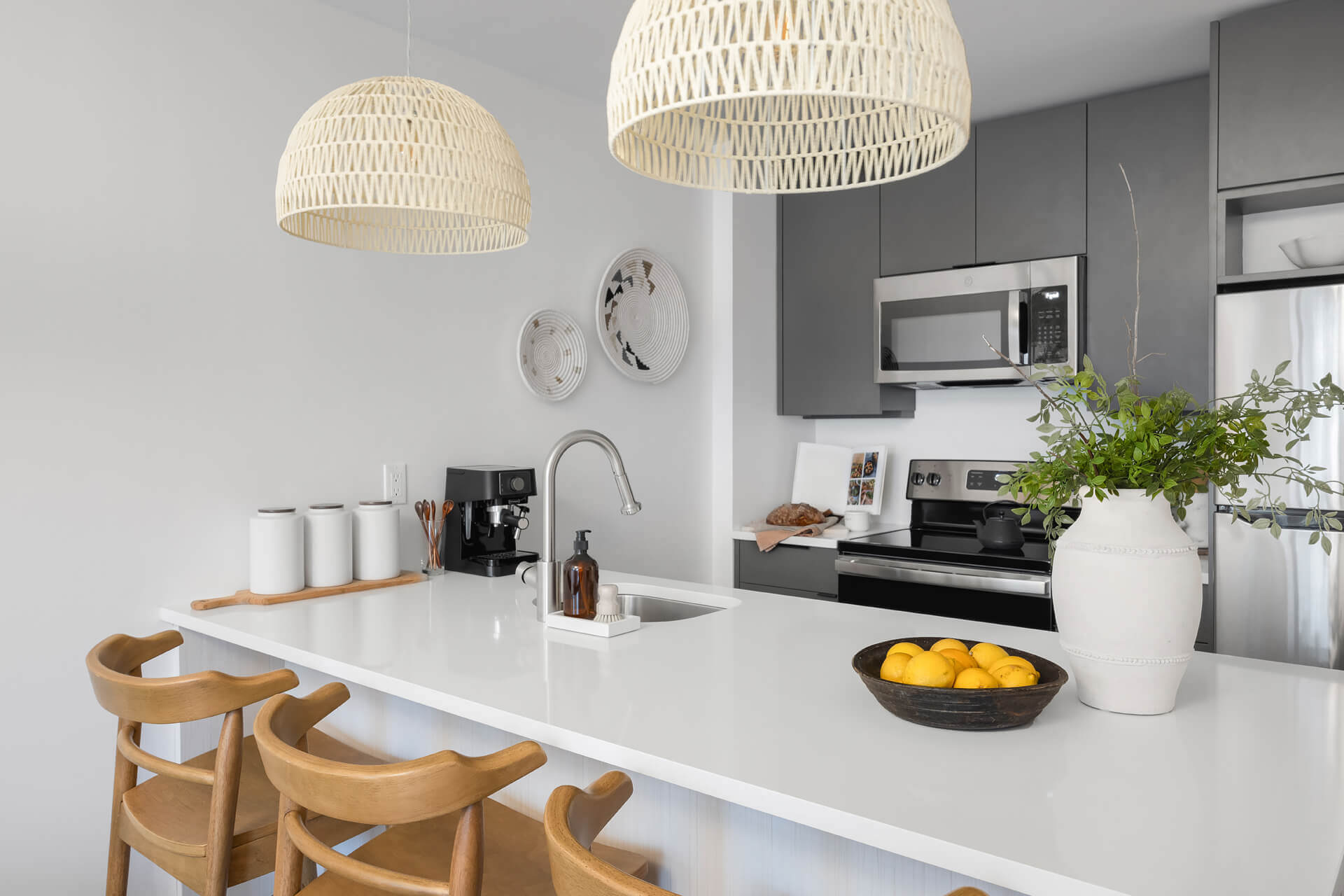 cuisine design décoration blanche