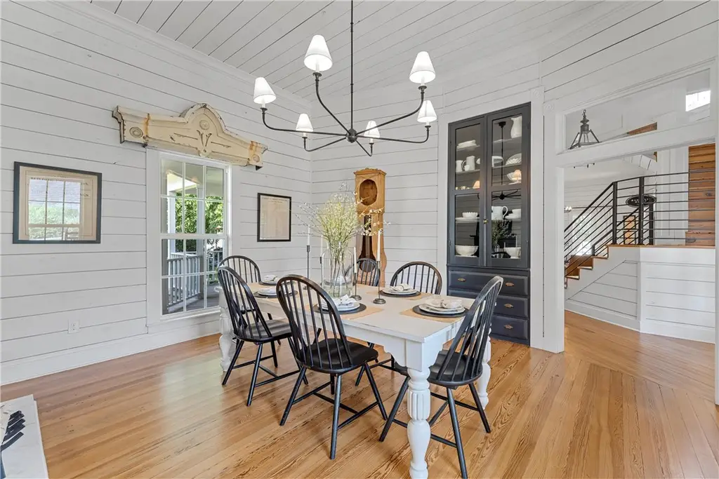 salle à manger Magnolia House maison Joanna et Chip Gaines