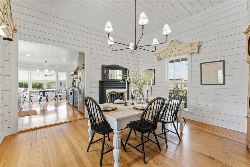 salle à manger Magnolia House maison Joanna et Chip Gaines