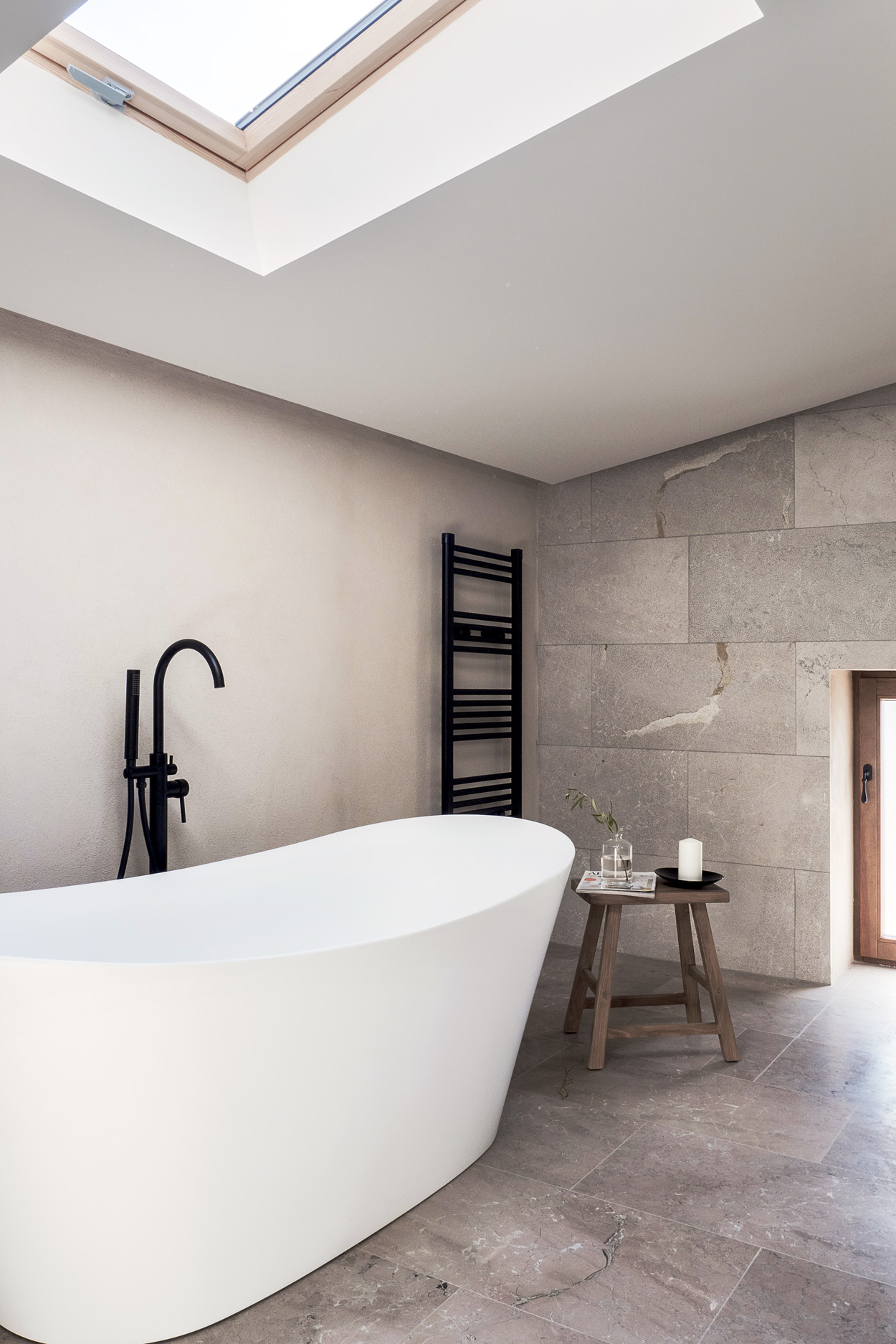 salle de bain design avec velux salle de bain design avec velux