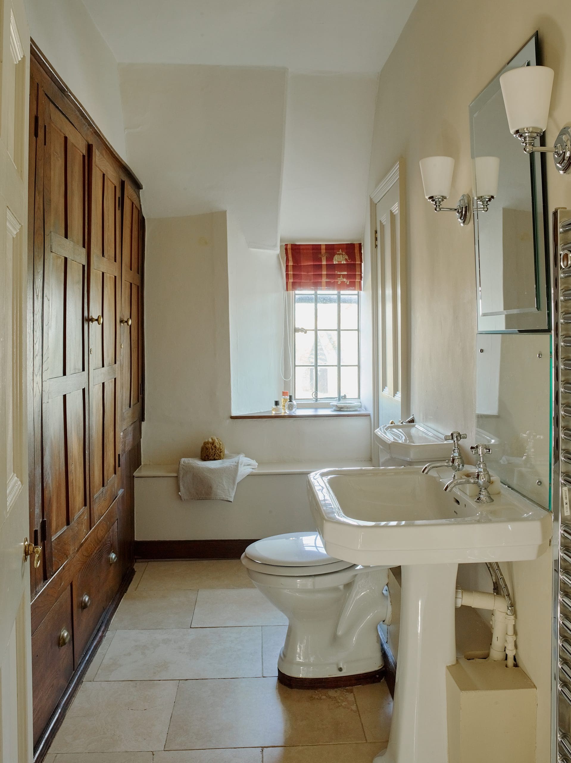 salle de bain vintage décoration rustique chic