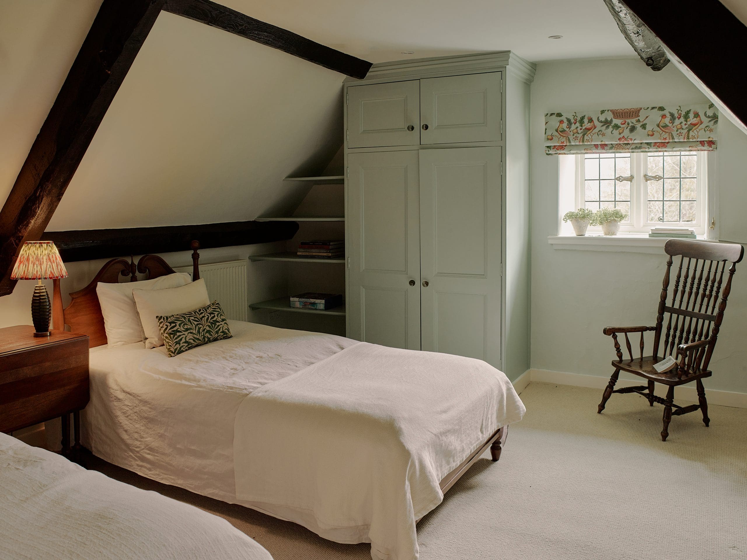 chambre avec poutres décoration rustique chic