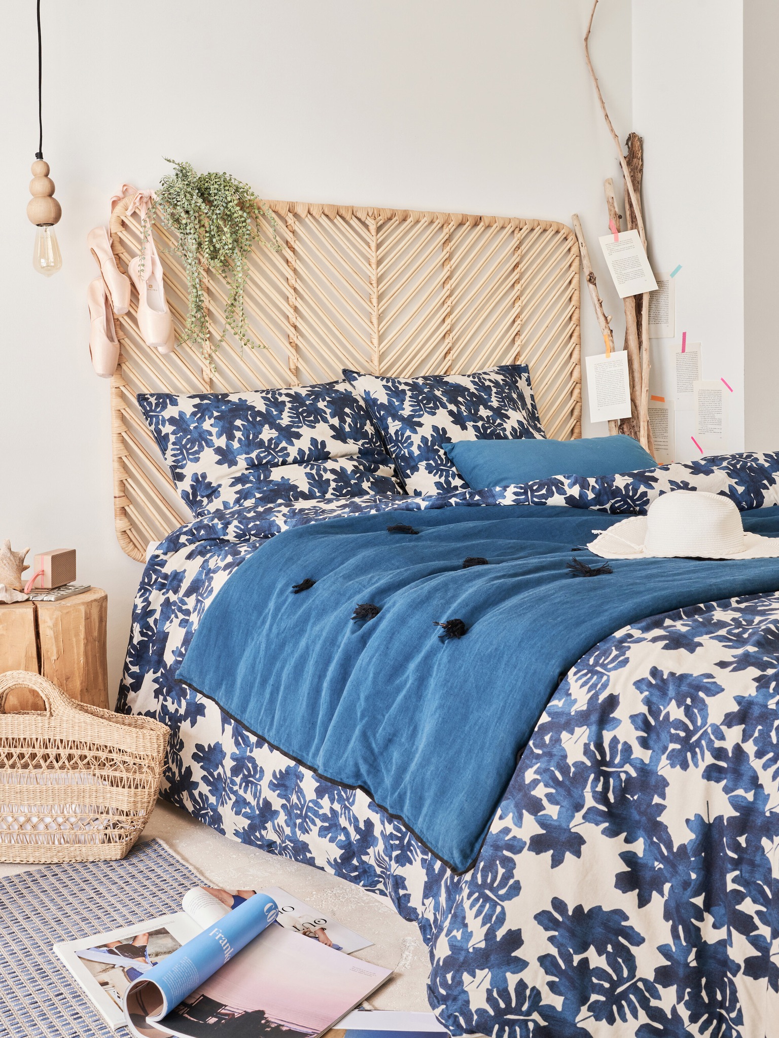 chambre décoration naturelle et bleue