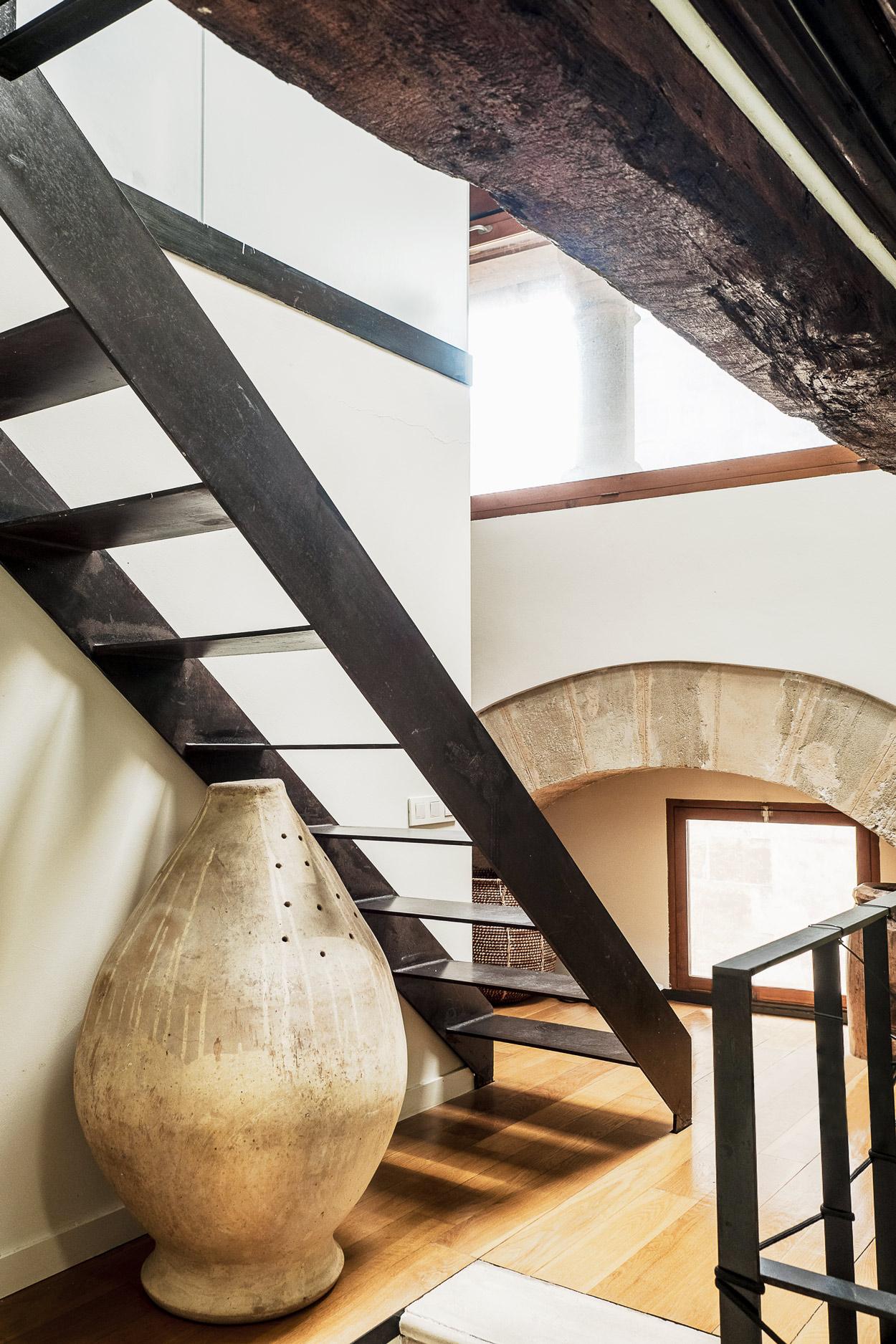 escalier acier appartement rénové