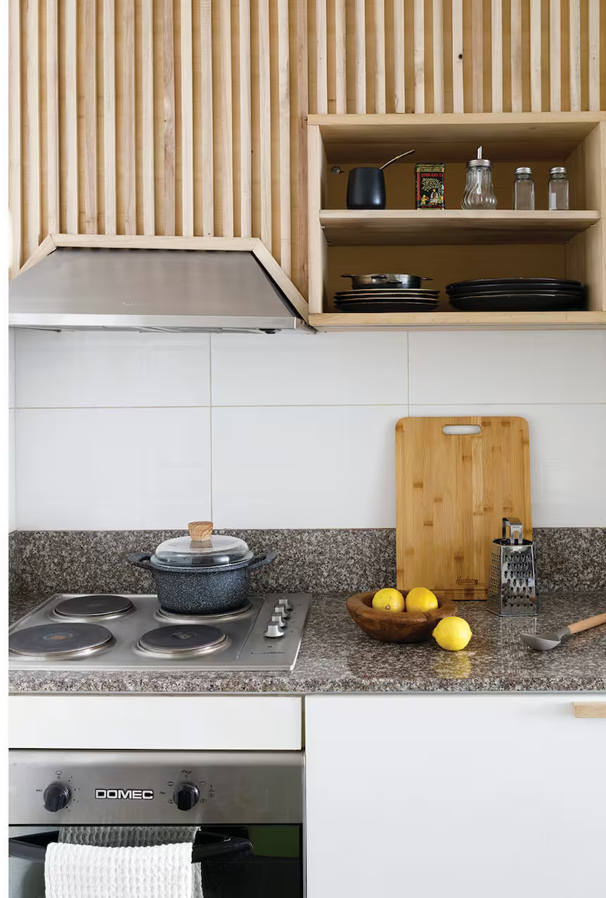 cuisine design blanche grise et bois