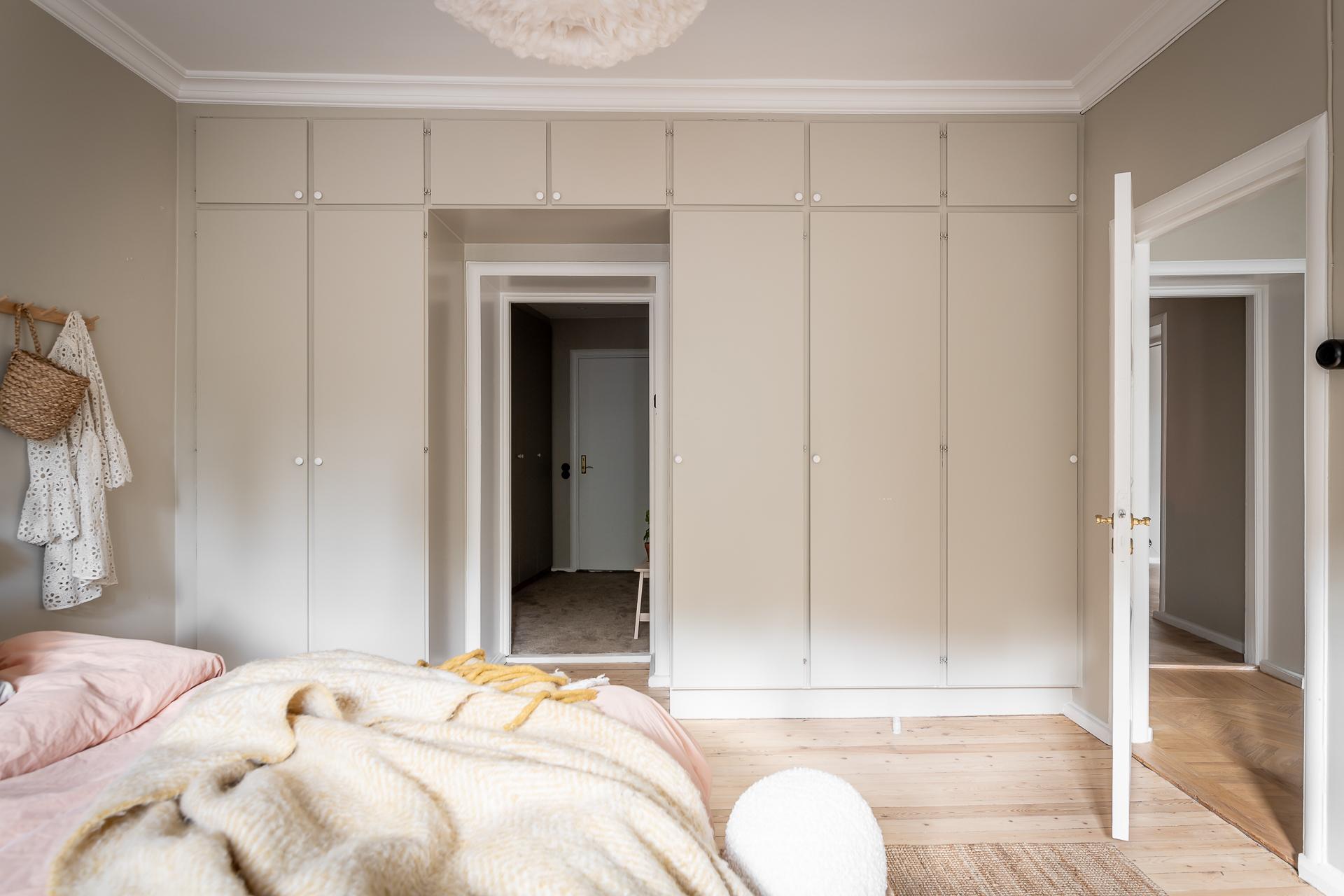chambre avec placards