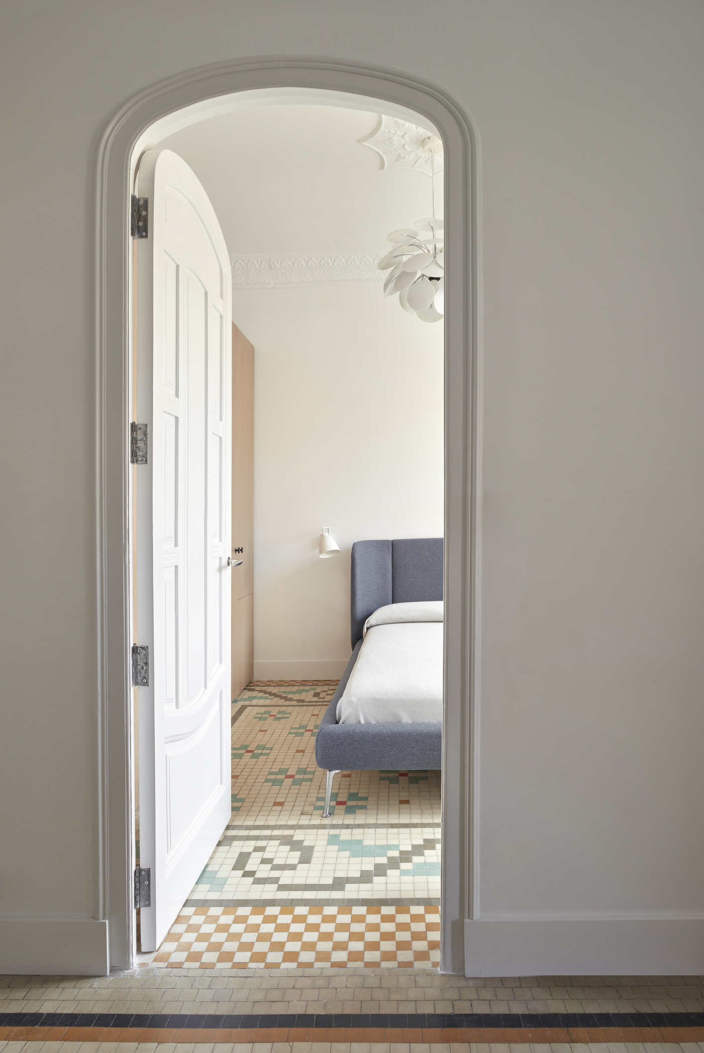 chambre avec sol mosaïque appartement rénové chambre avec sol mosaïque appartement rénové