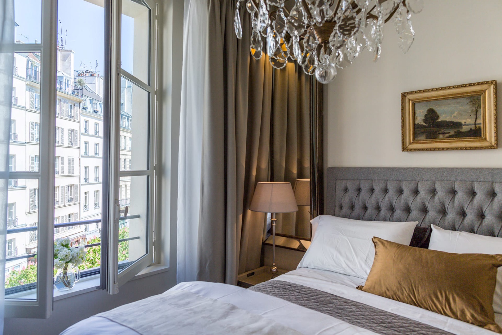chambre appartement Paris deux-pièces 45m2 chambre appartement Paris deux-pièces 45m2