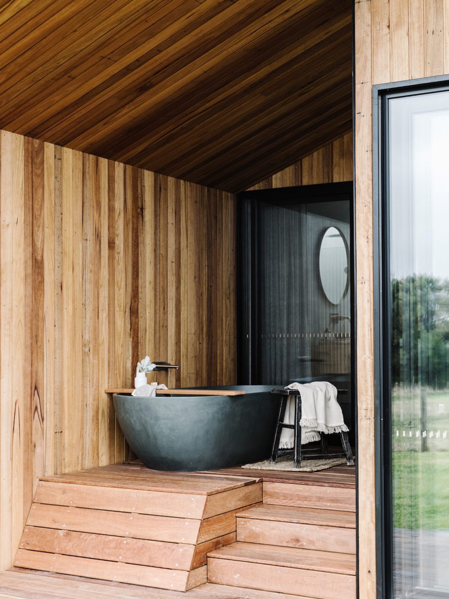 baignoire sur terrasse maison en bois baignoire sur terrasse maison en bois