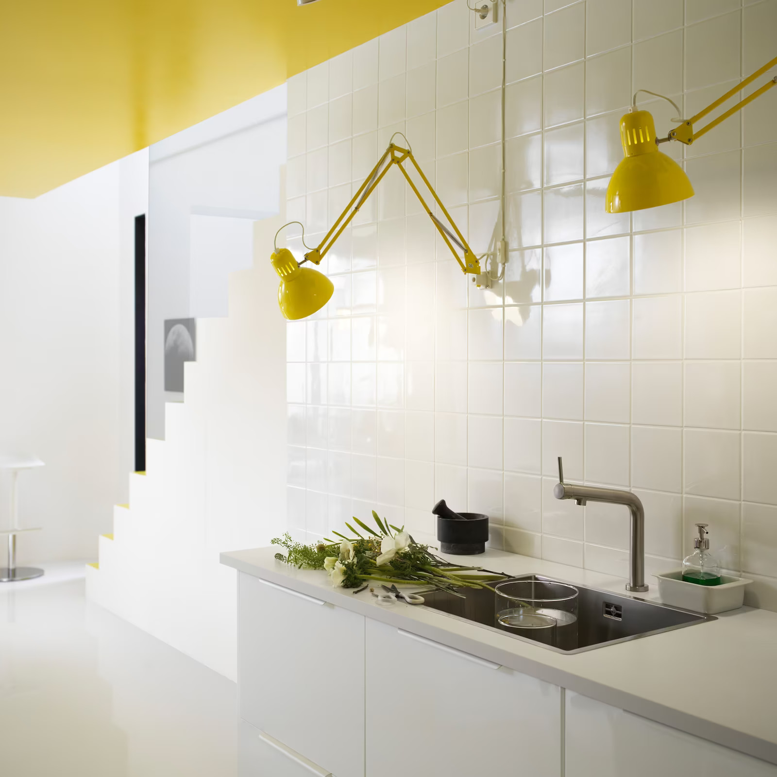 cuisine blanche et jaune cuisine blanche et jaune