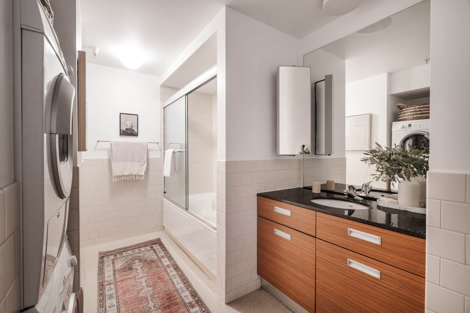 salle de bain avec buanderie