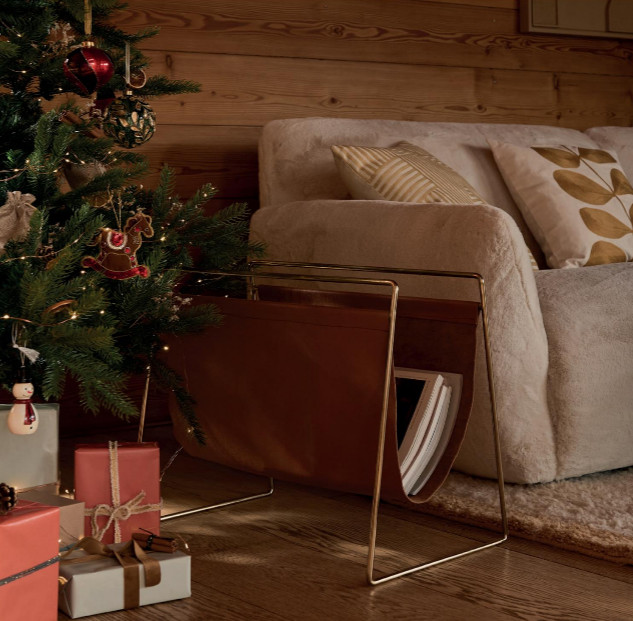 salon avec sapin de Noël salon avec sapin de Noël