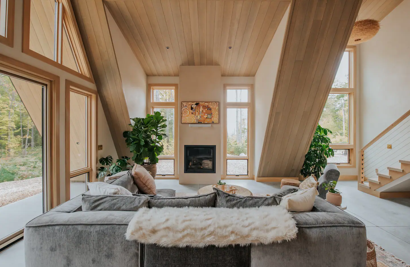 salon avec cheminée maison en bois salon avec cheminée maison en bois