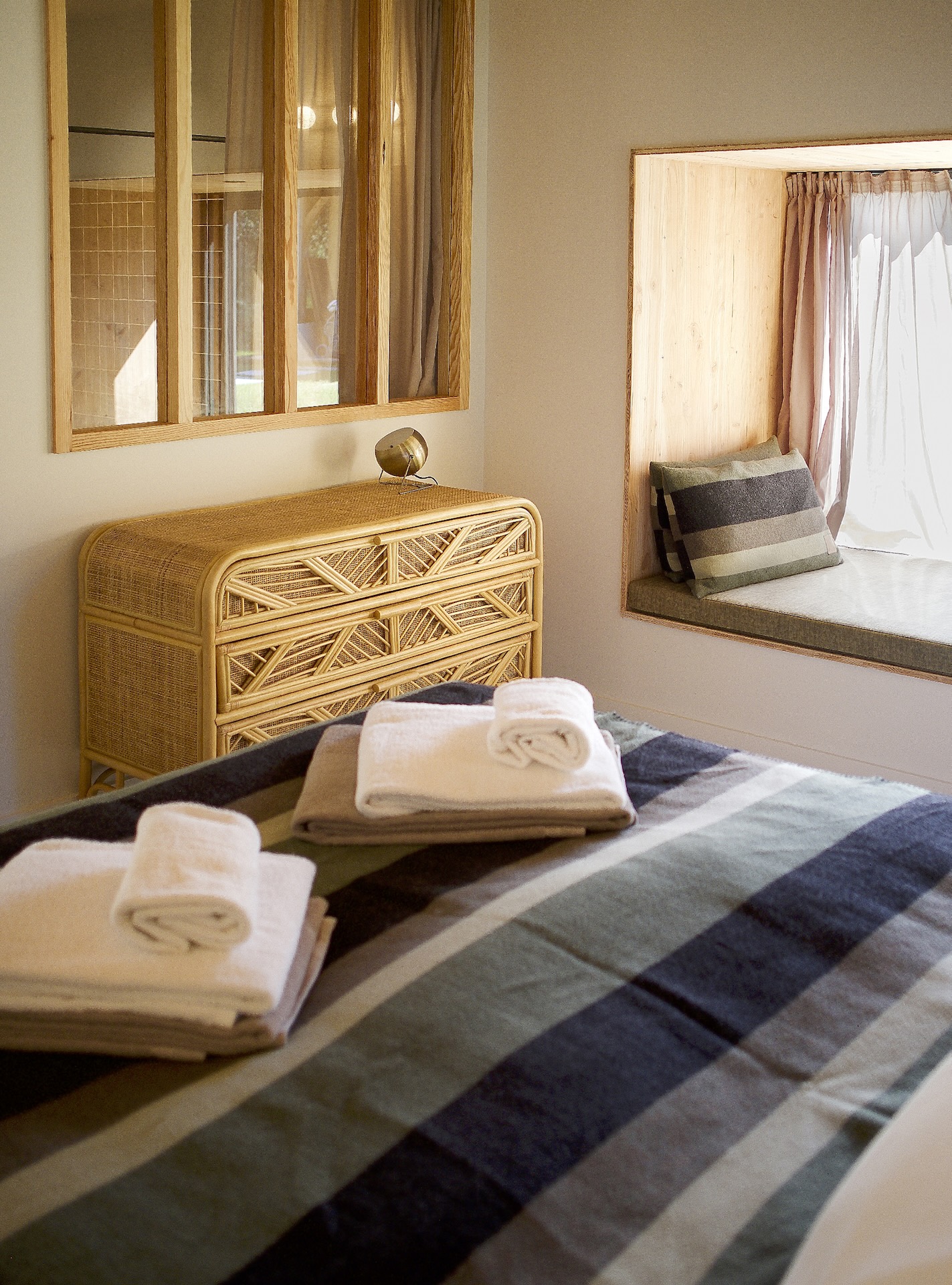 chambre décoration naturelle maison en bois Airial du Branasse Hossegor