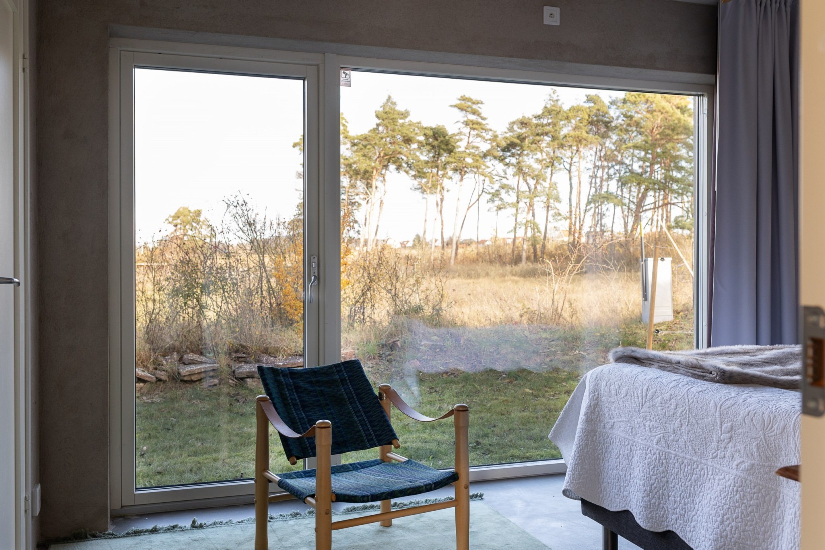 chambre avec baie vitrée grande maison design