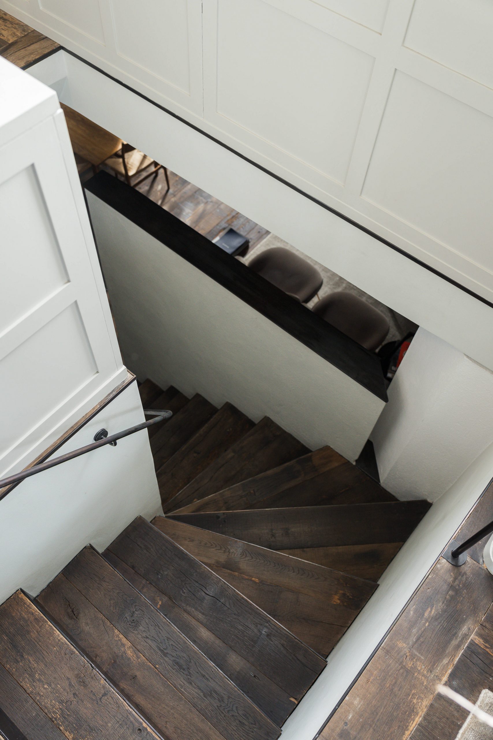escalier ancien en bois