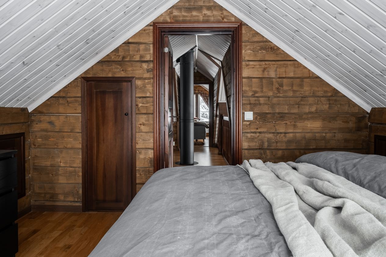 chambre mansardée maison en bois