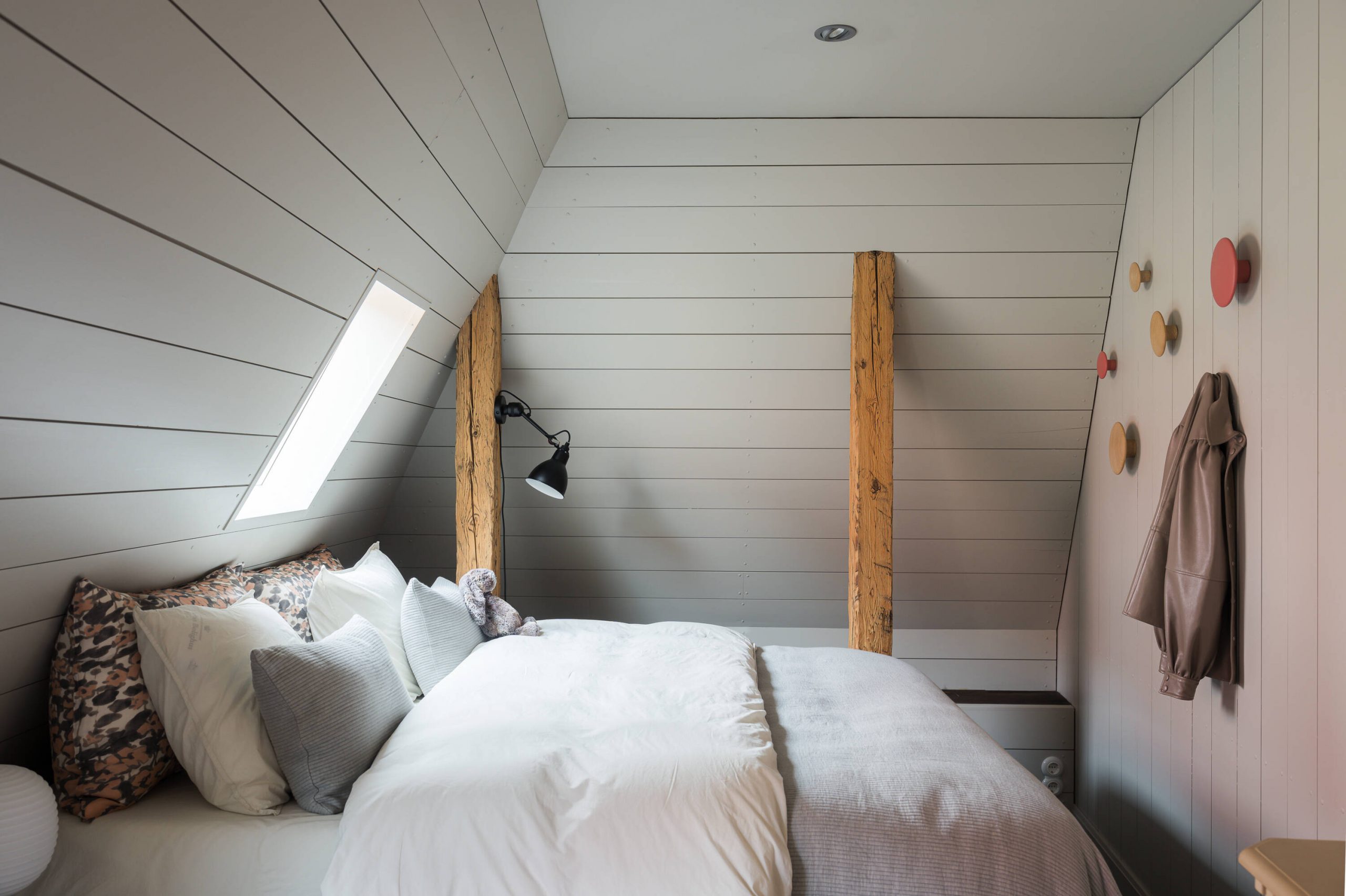 chambre mansardée décoration scandinave