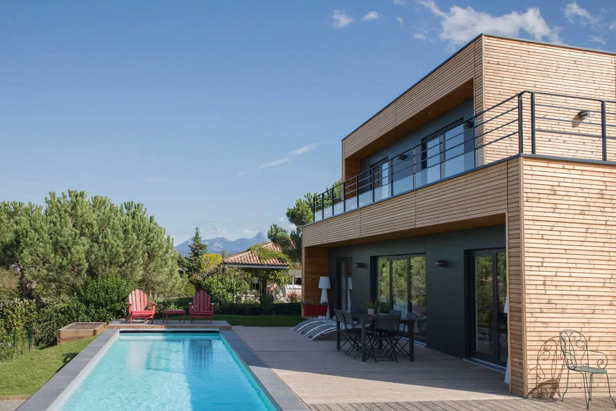 maison en bois avec piscine maison en bois avec piscine