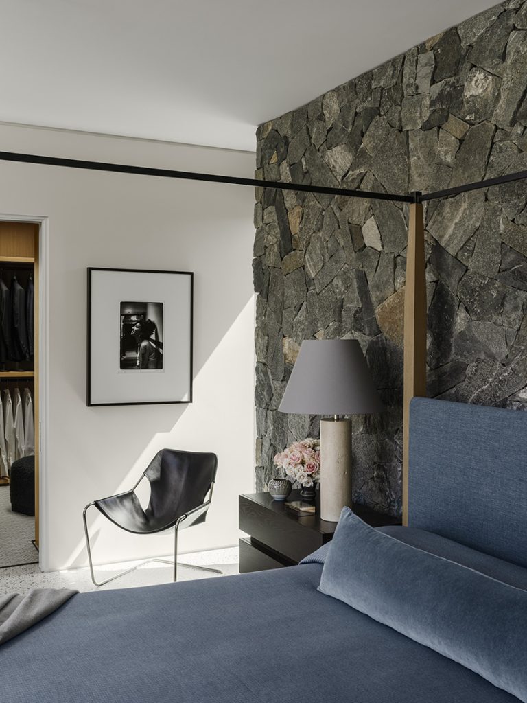 chambre avec mur en pierres grises décoration contemporaine chambre avec mur en pierres grises décoration contemporaine