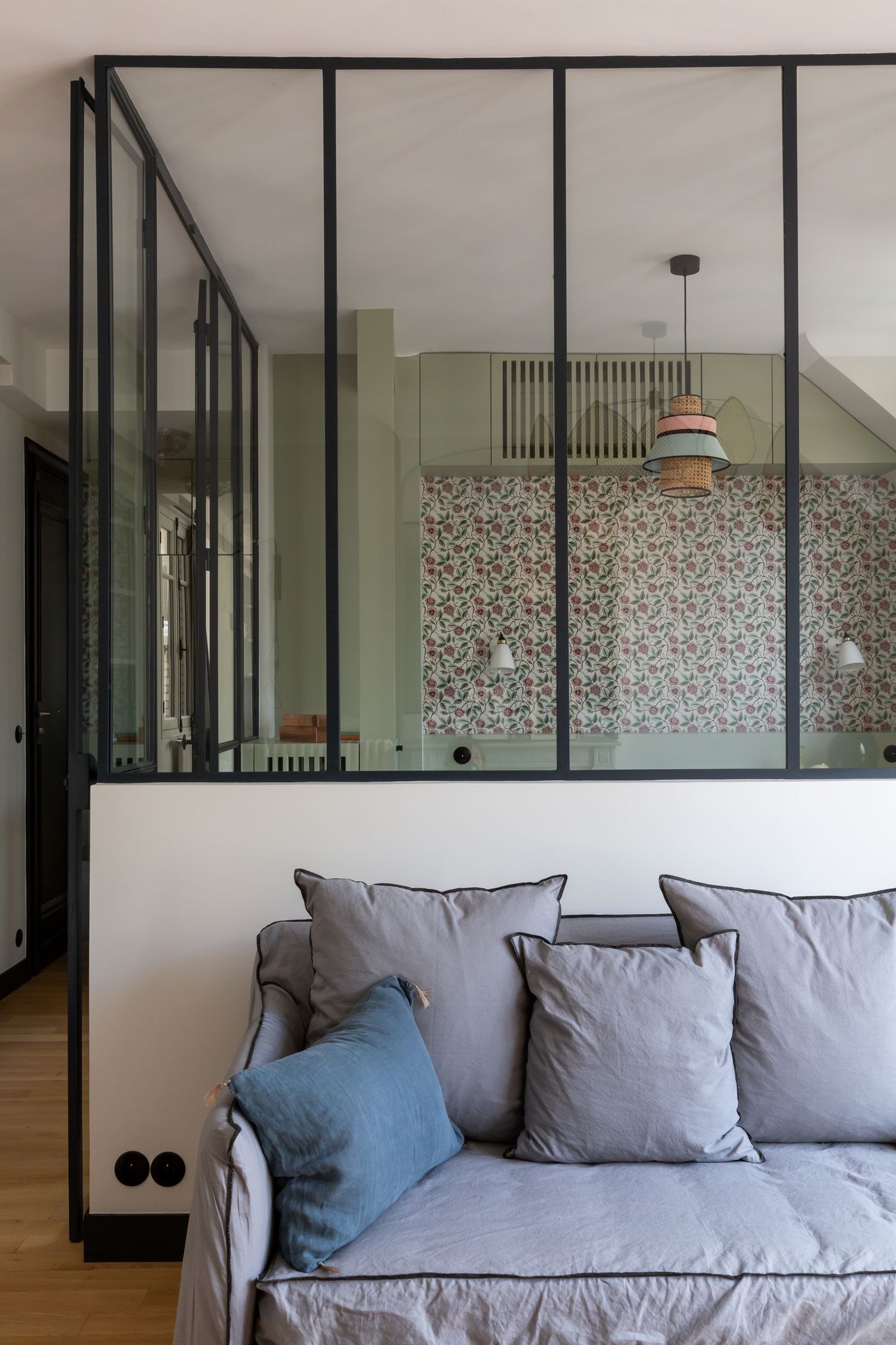 salon avec verrière appartement 30m2 Paris