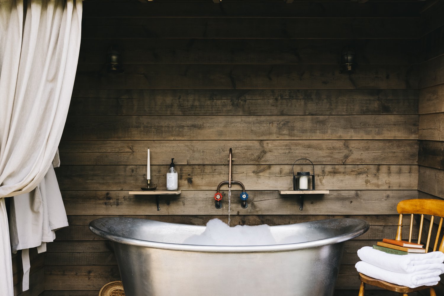 baignoire extérieure en métal