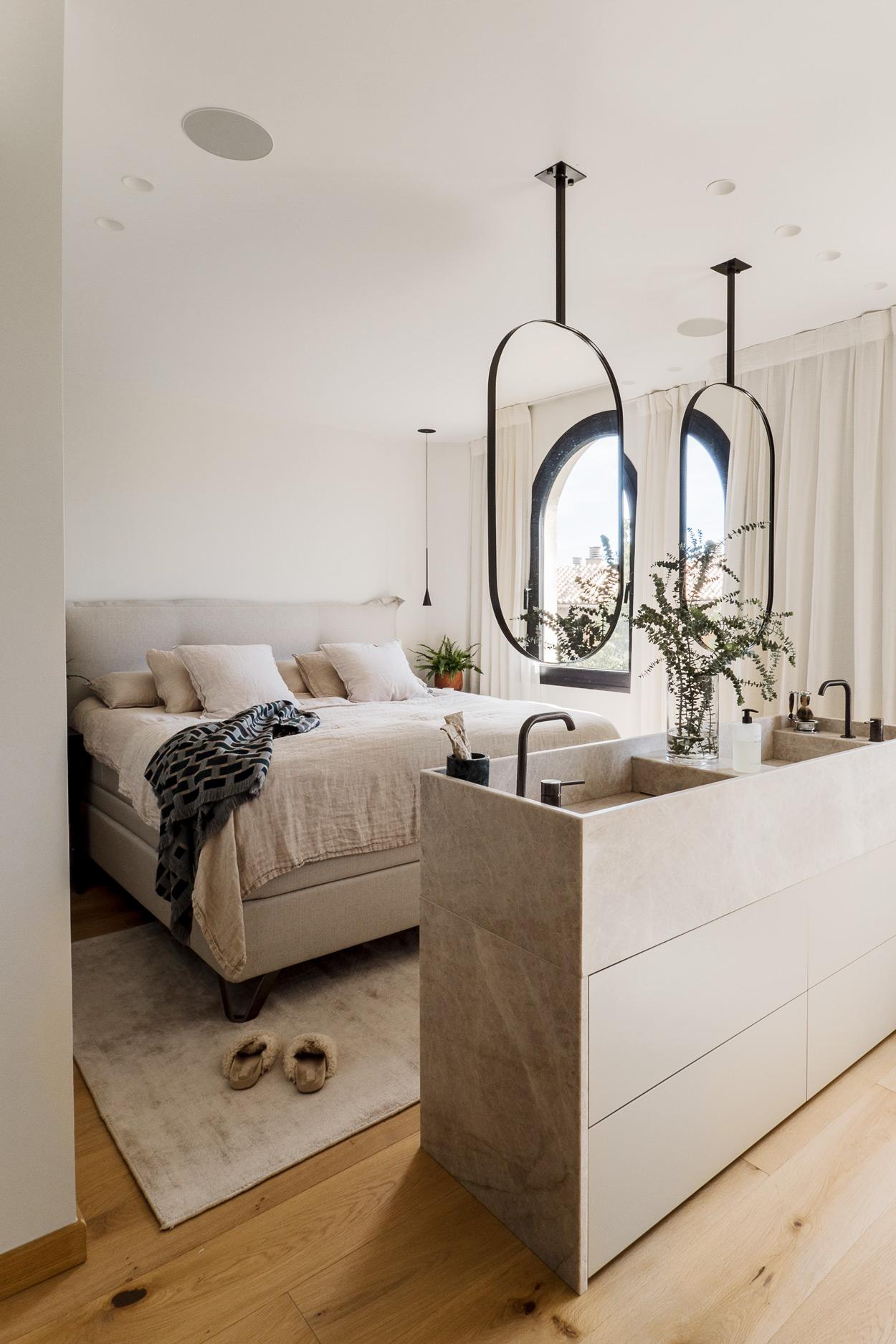 chambre avec salle de bain décoration contemporaine