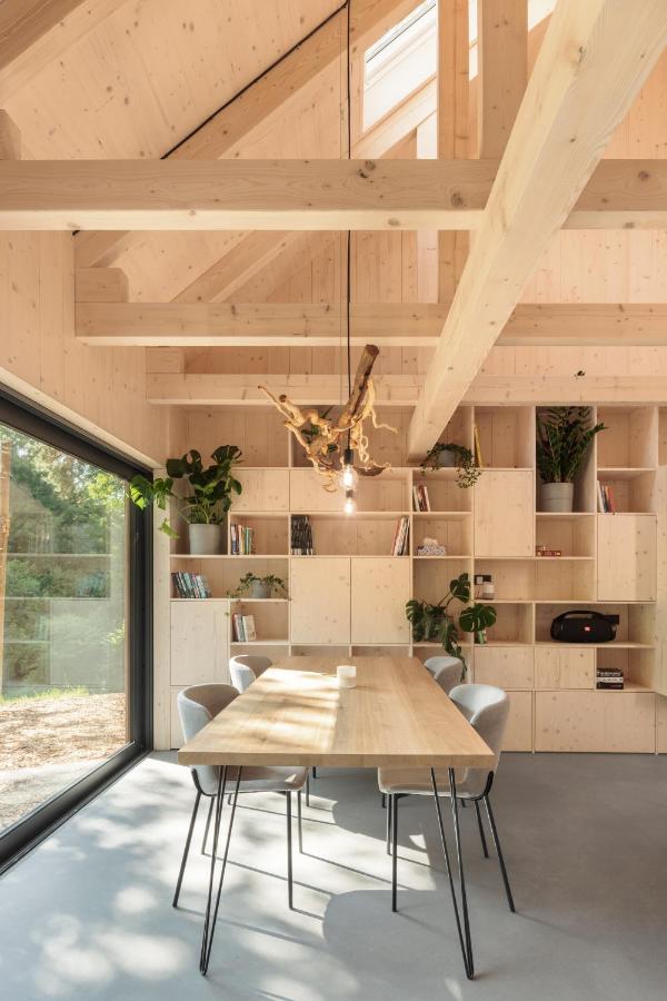 salle à manger maison en bois Hytta salle à manger maison en bois Hytta