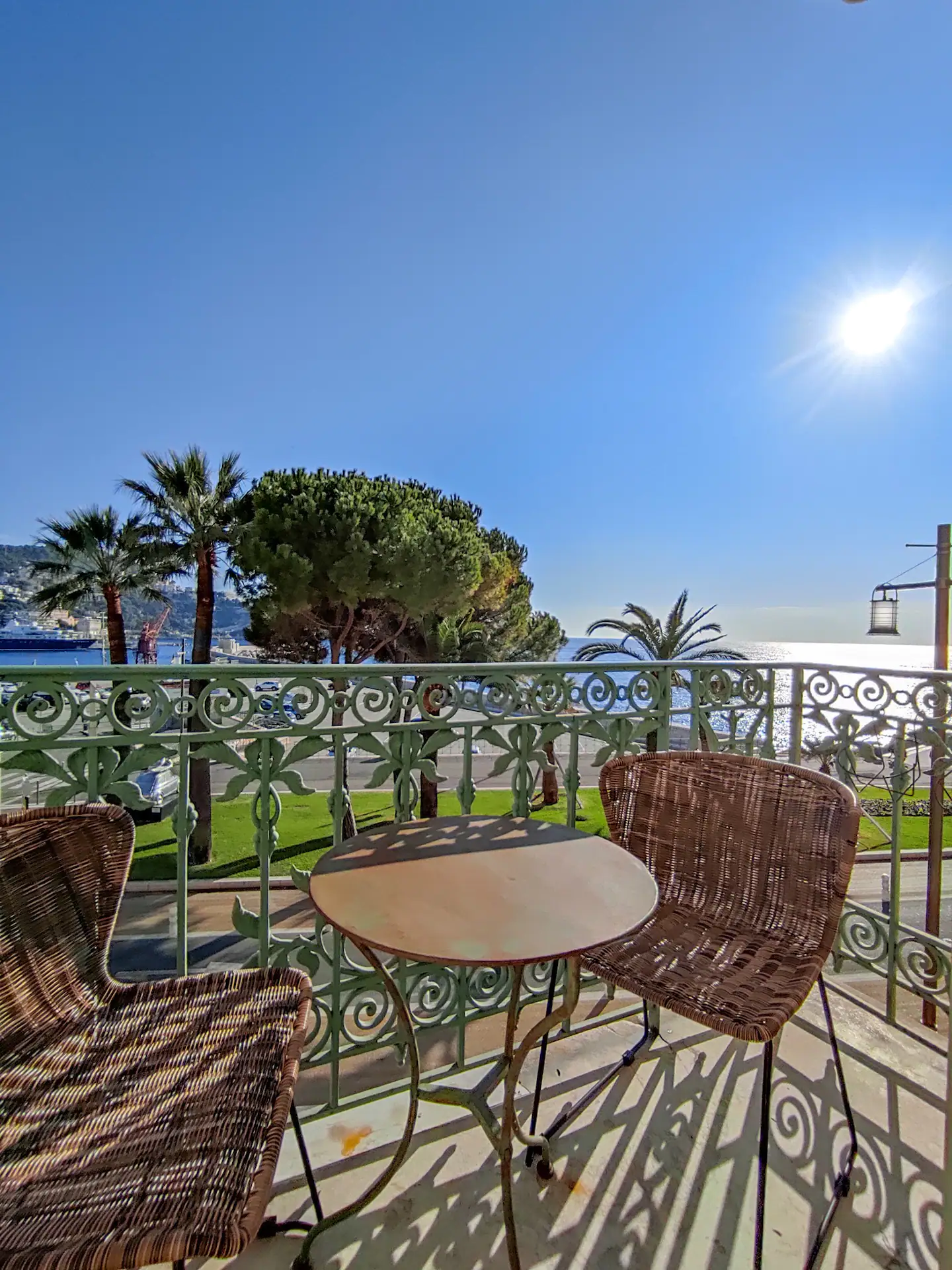 balcon appartement à Nice vue mer balcon appartement à Nice vue mer
