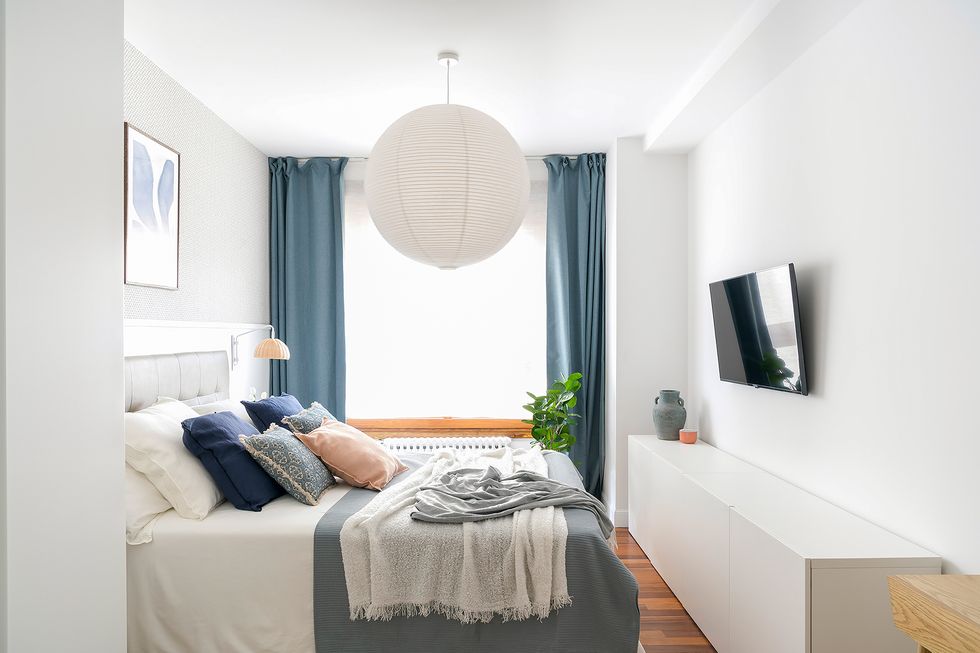 chambre parentale décoration contemporaine blanche et bleue chambre parentale décoration contemporaine blanche et bleue