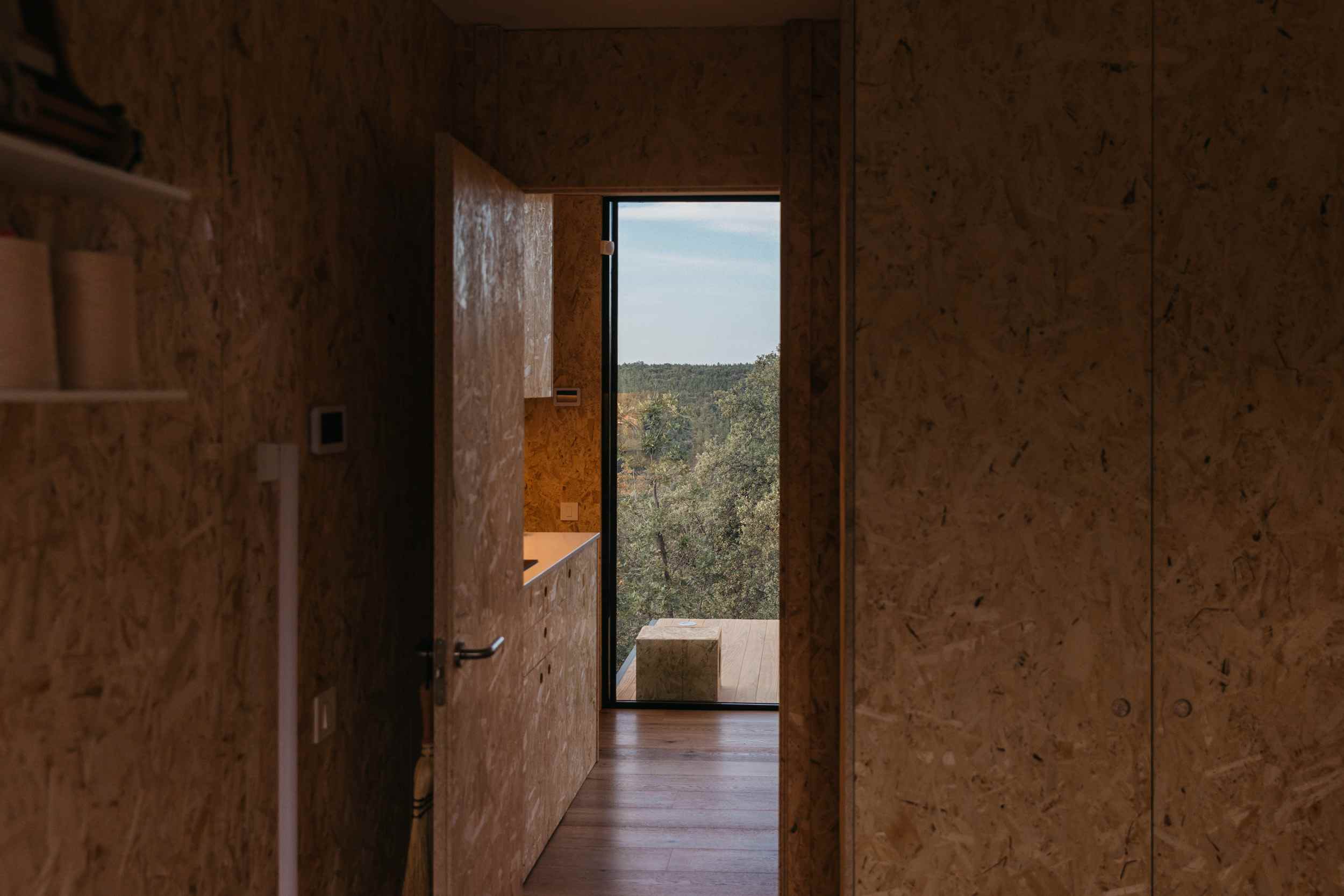 mini maison 45m2 durable et préfabriquée murs OSB