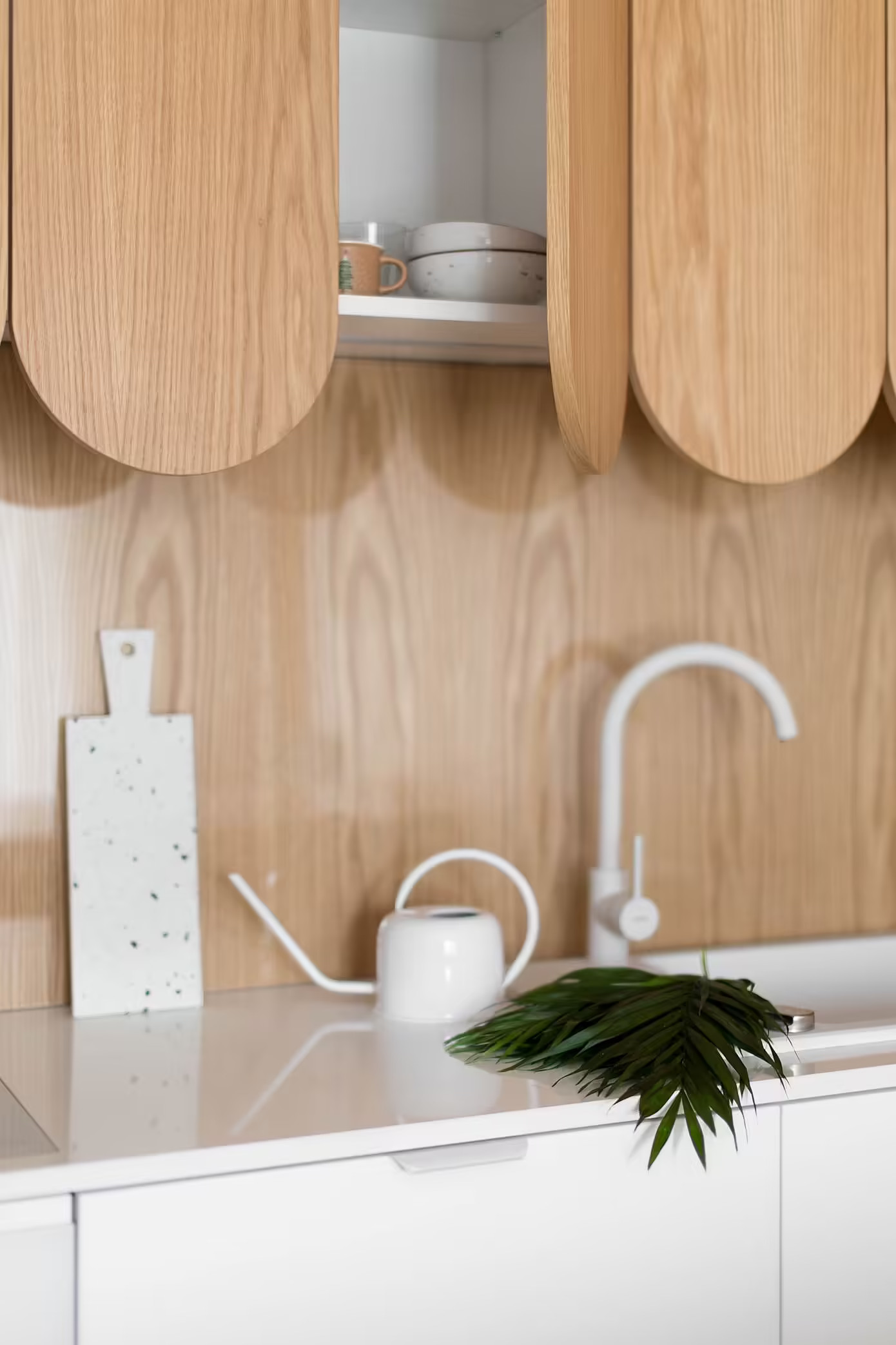 cuisine en bois et blanc contemporaine