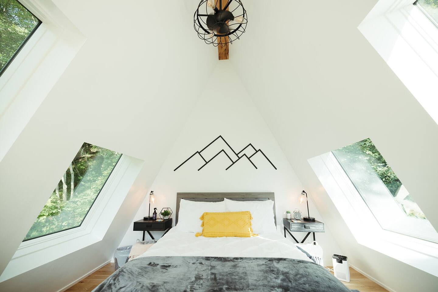 chambre avec velux maison A-Frame