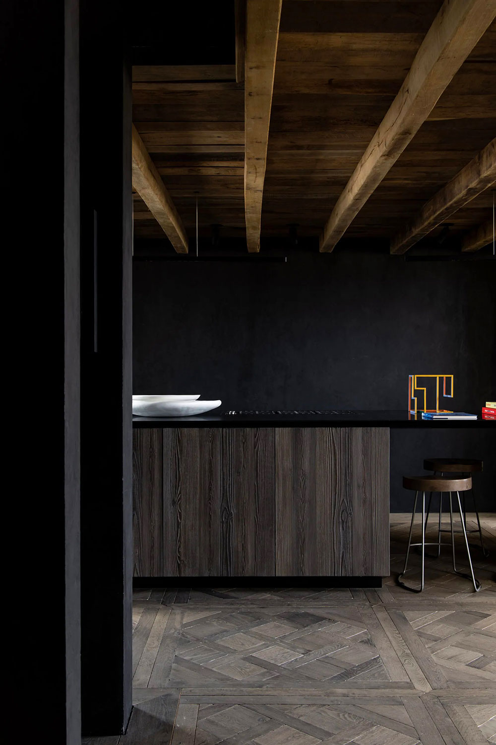 cuisine bois sombre sol parquet versailles