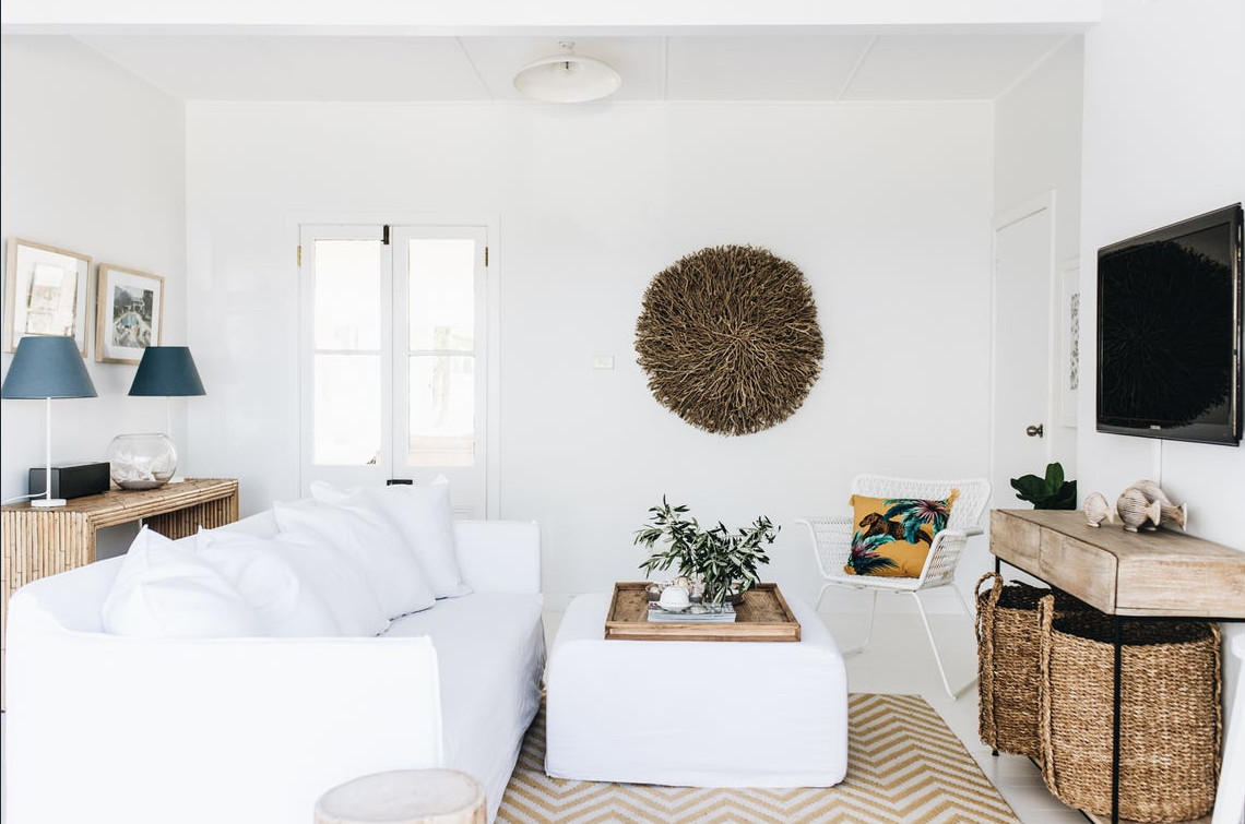 salon décoration blanche et naturelle maison de plage Australie