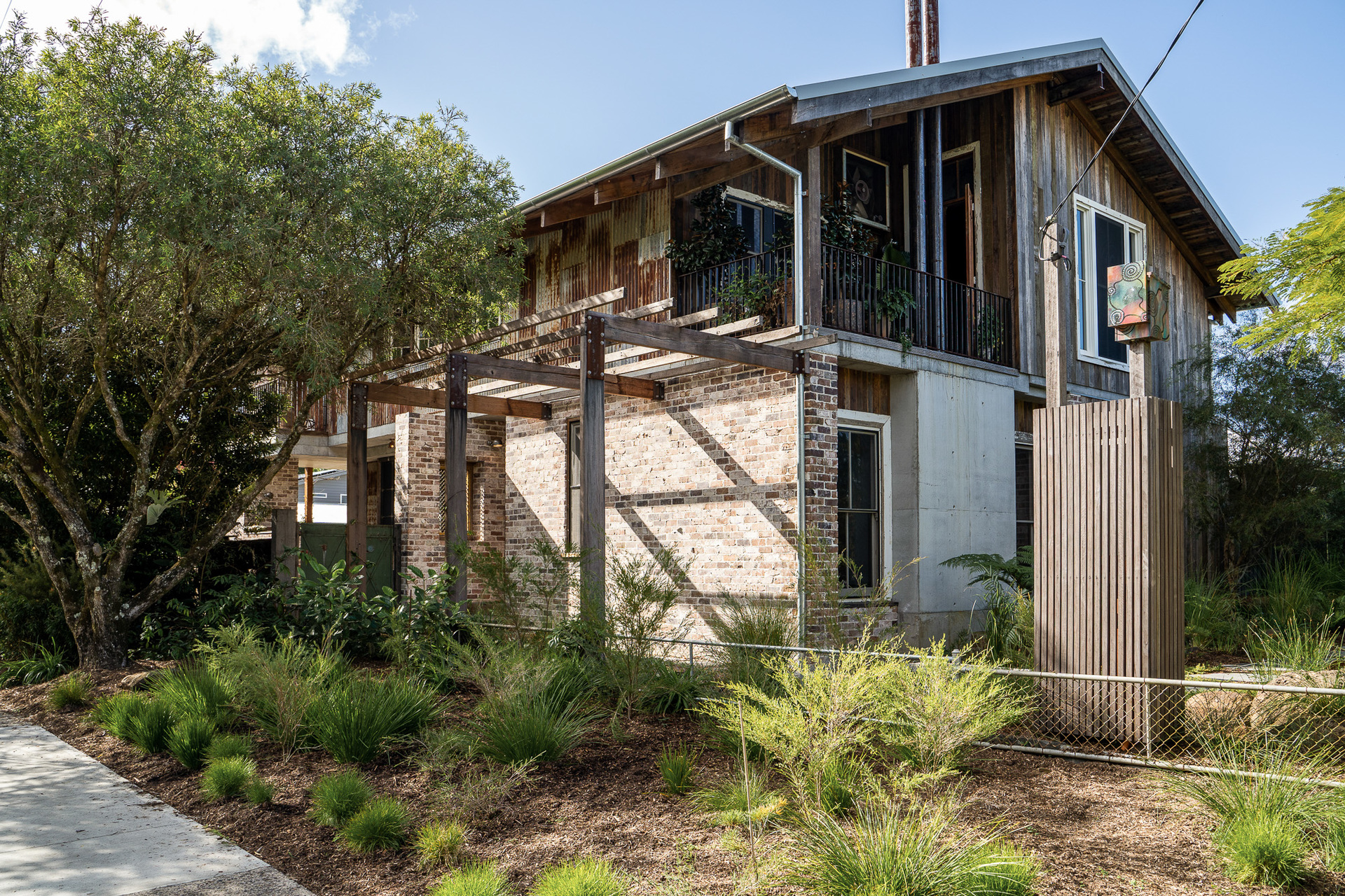 maison en bois et briques maison en bois et briques