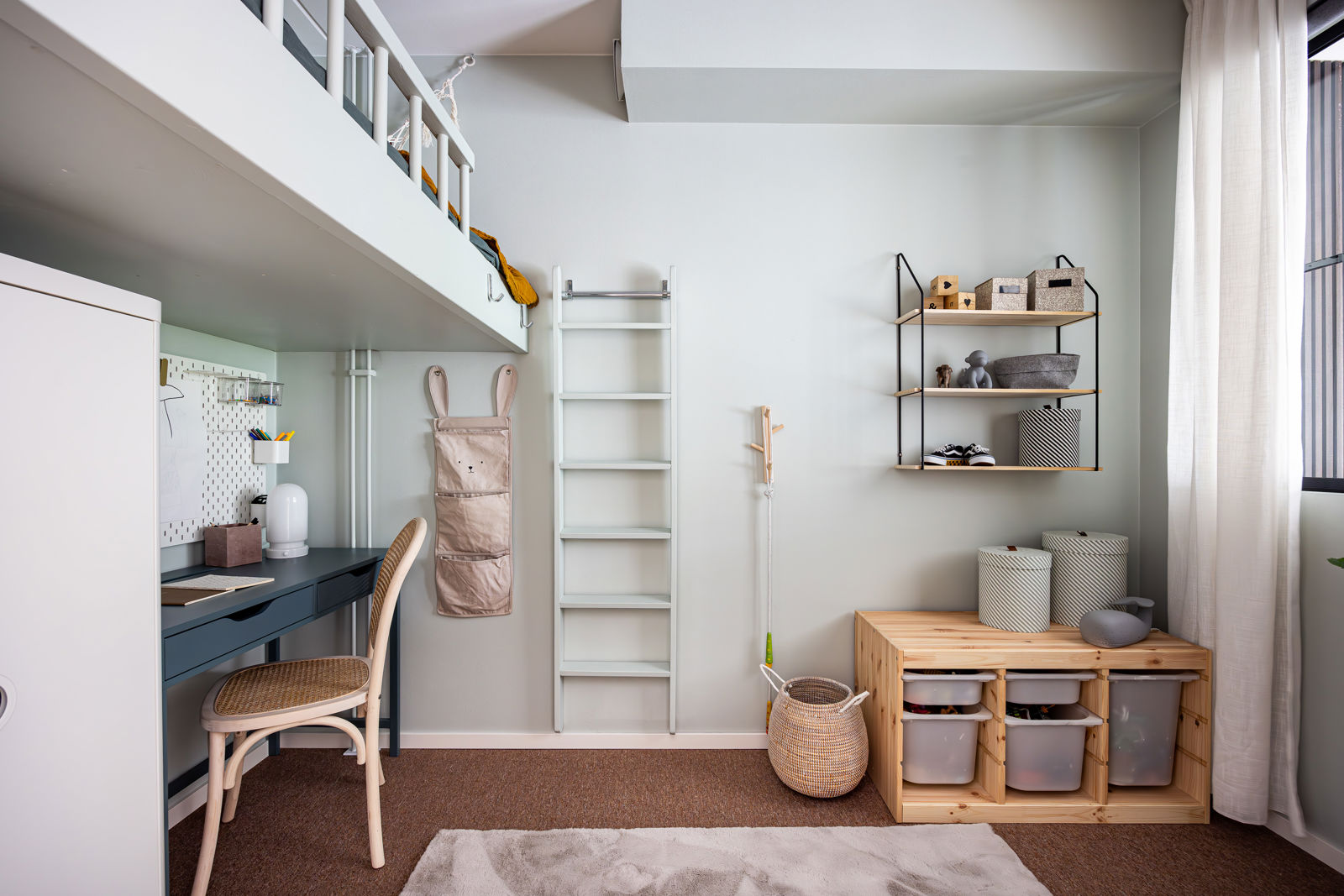 chambre d'enfant avec mezzanine