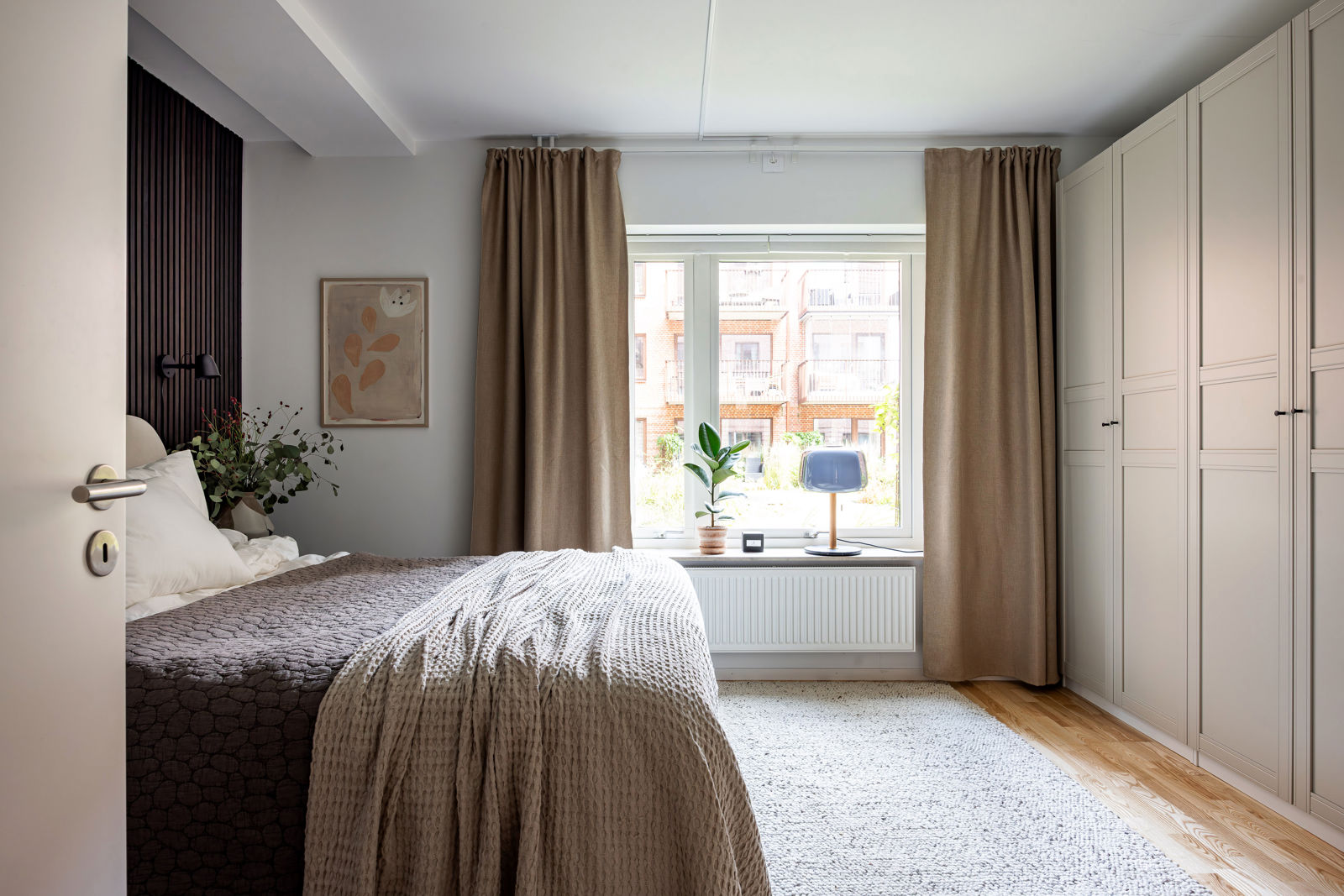 chambre avec placad appartement décoration contemporaine