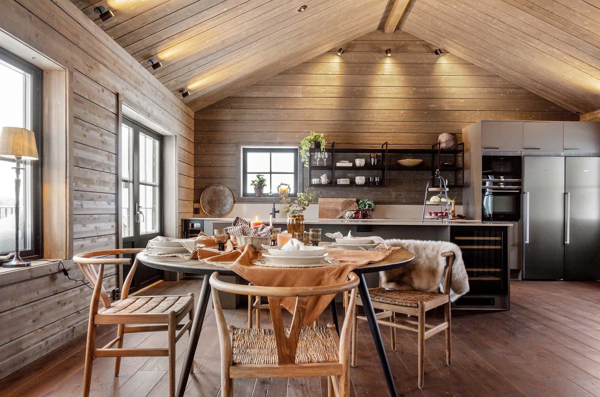 salle à manger avec cuisine ouverte décoration chalet salle à manger avec cuisine ouverte décoration chalet