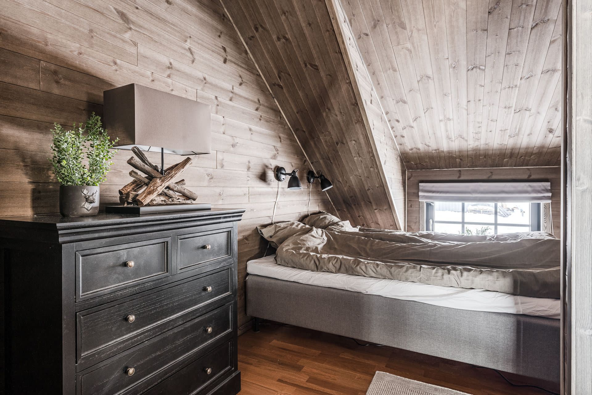 chambre mansardée maison en bois