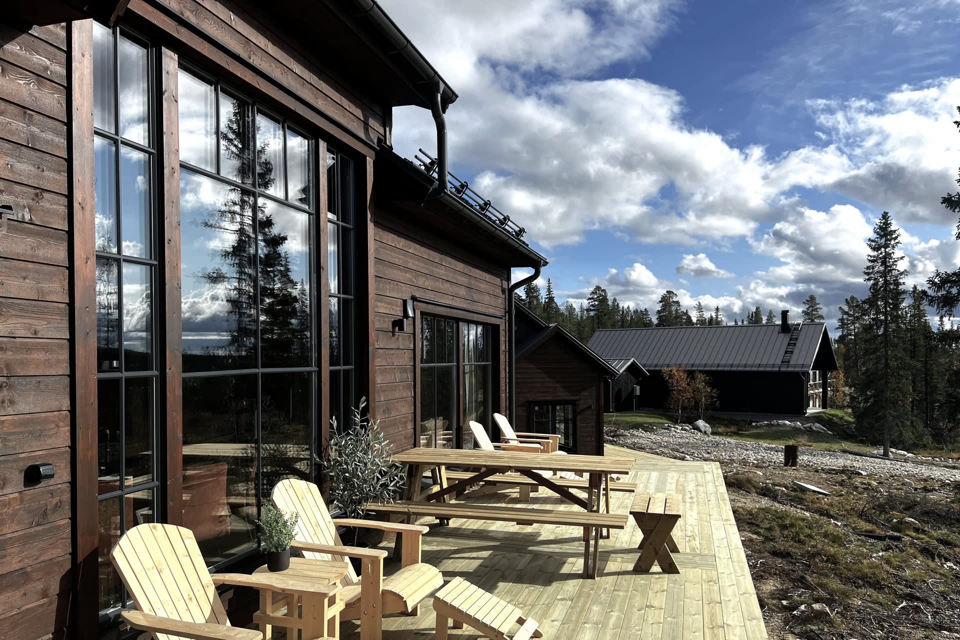 maison en bois moderne et authentique