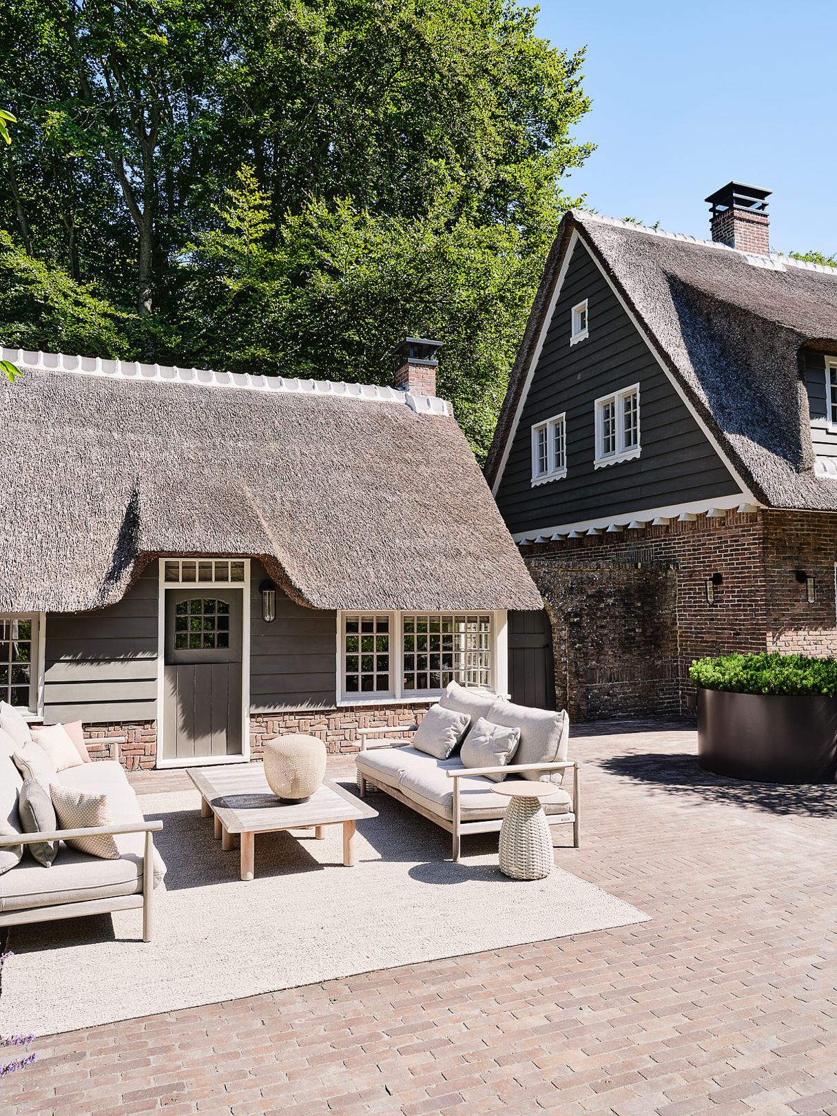 maison toit de chaume et annexe maison toit de chaume et annexe