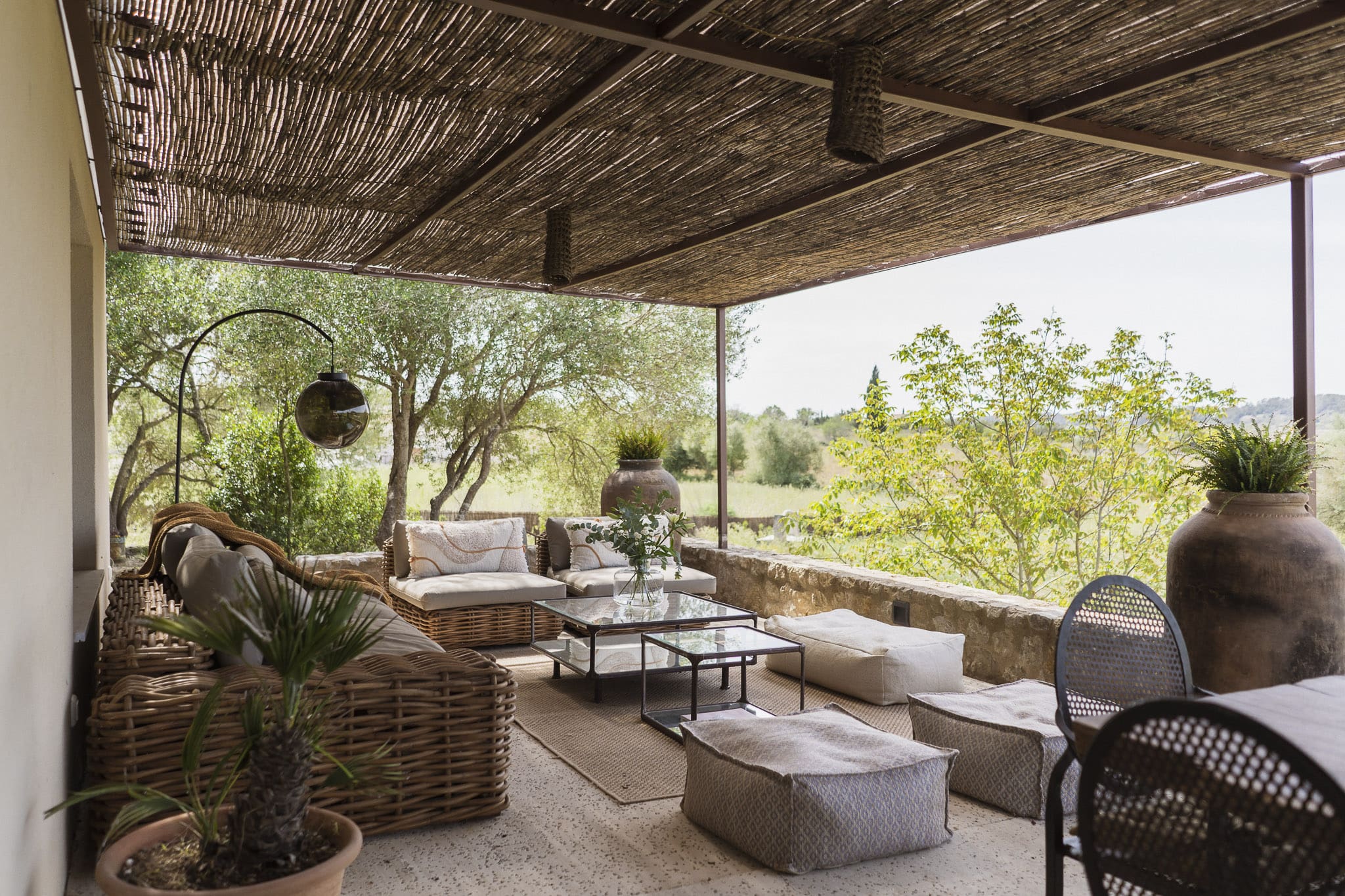 terrasse avec pergola acier et cannisses terrasse avec pergola acier et cannisses