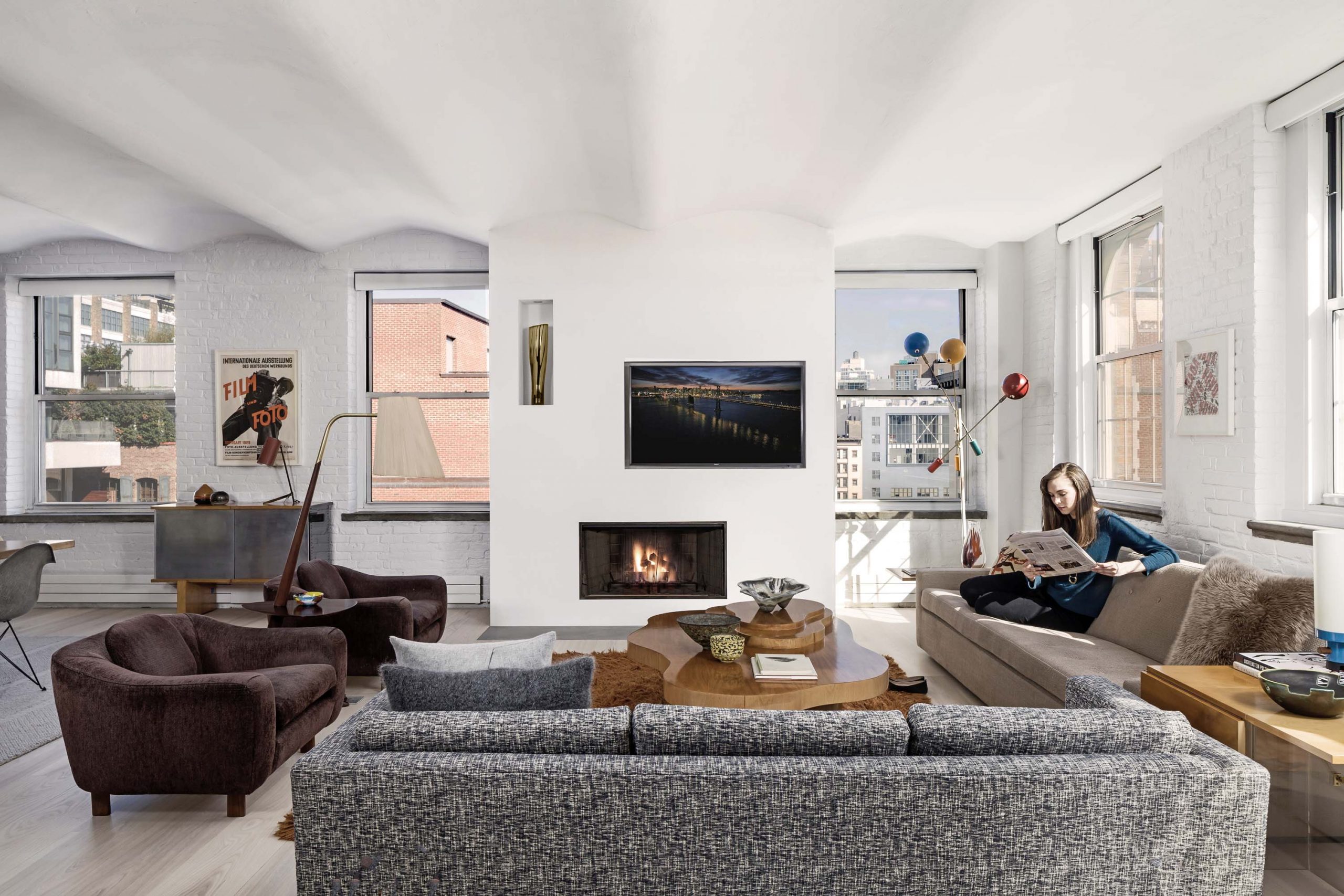 salon avec cheminée loft Manhattan