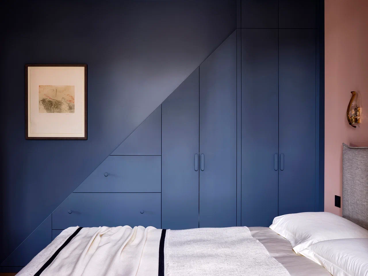 chambre décoration colorée terracotta et bleu