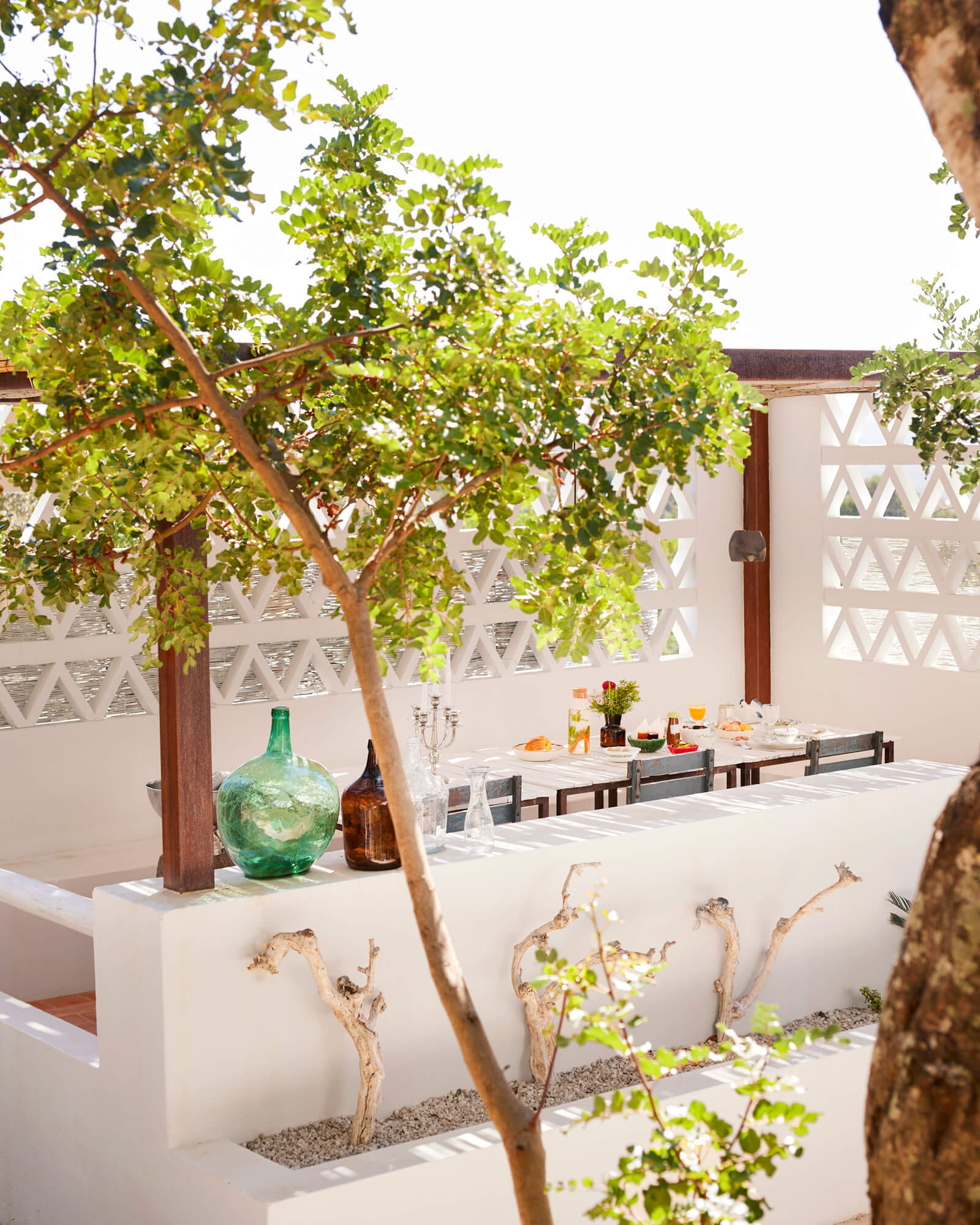 salle à manger extérieure avec pergola maison de vacances au Portugal