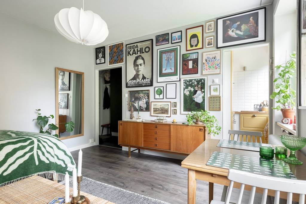 studio décoration vintage avec mur d studio décoration vintage avec mur d'images