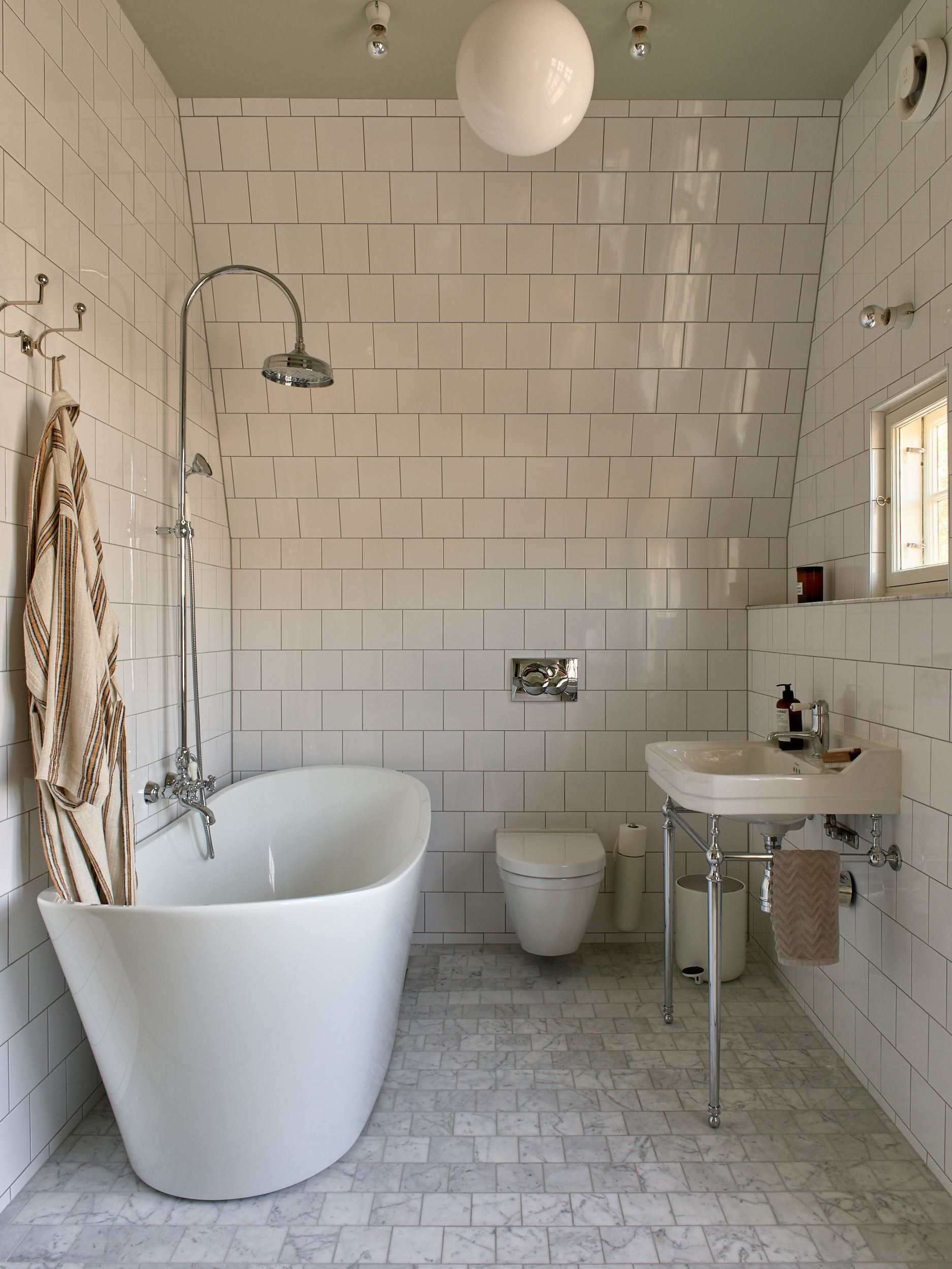 salle de bain style rétro carrelage blanc salle de bain style rétro carrelage blanc