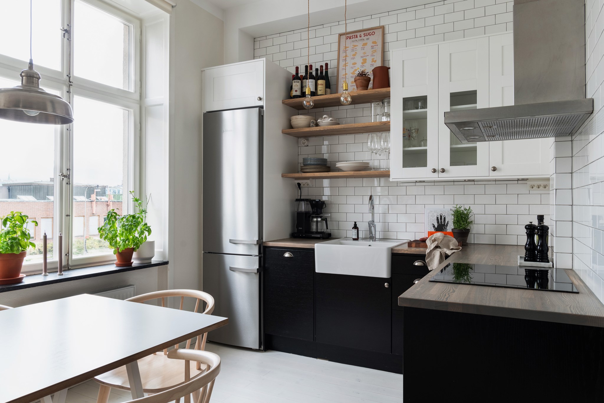 cuisine noire en L